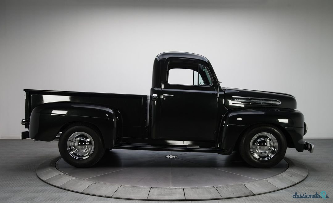 1952' Ford F-100 photo #3