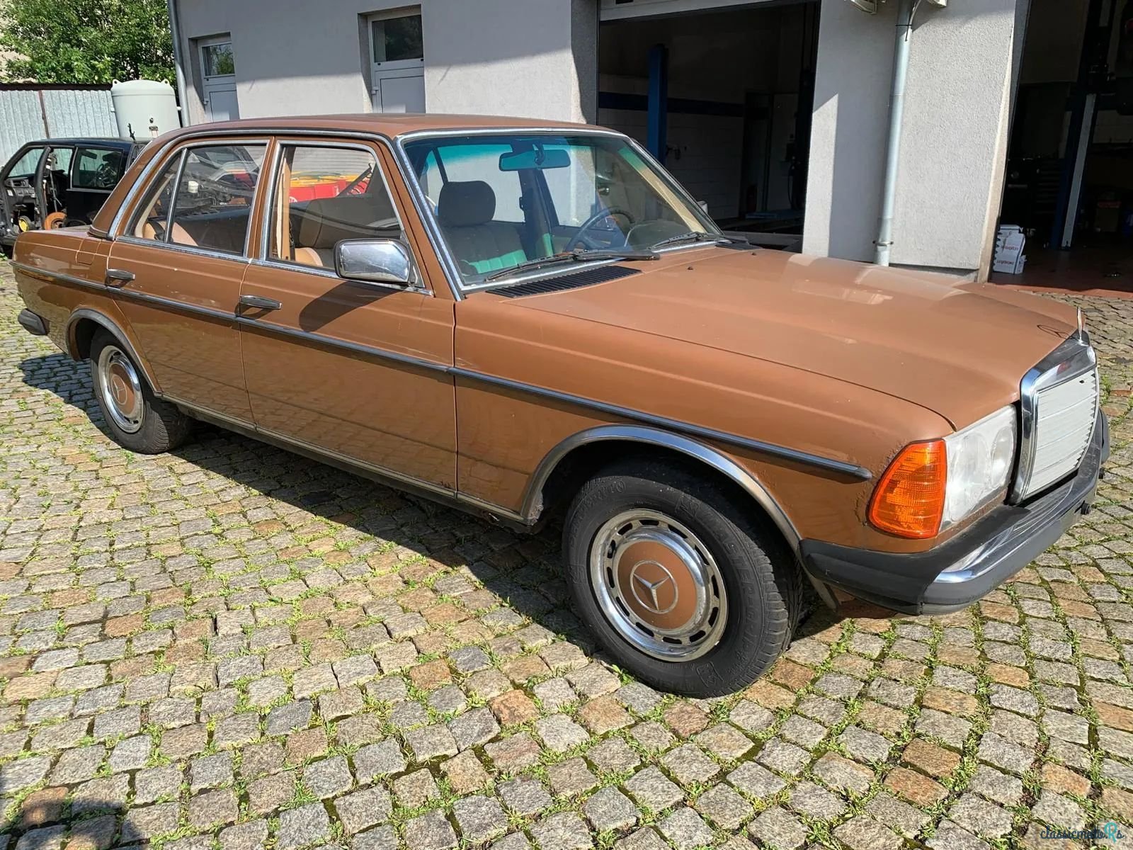 1980' Mercedes-Benz W123 photo #5