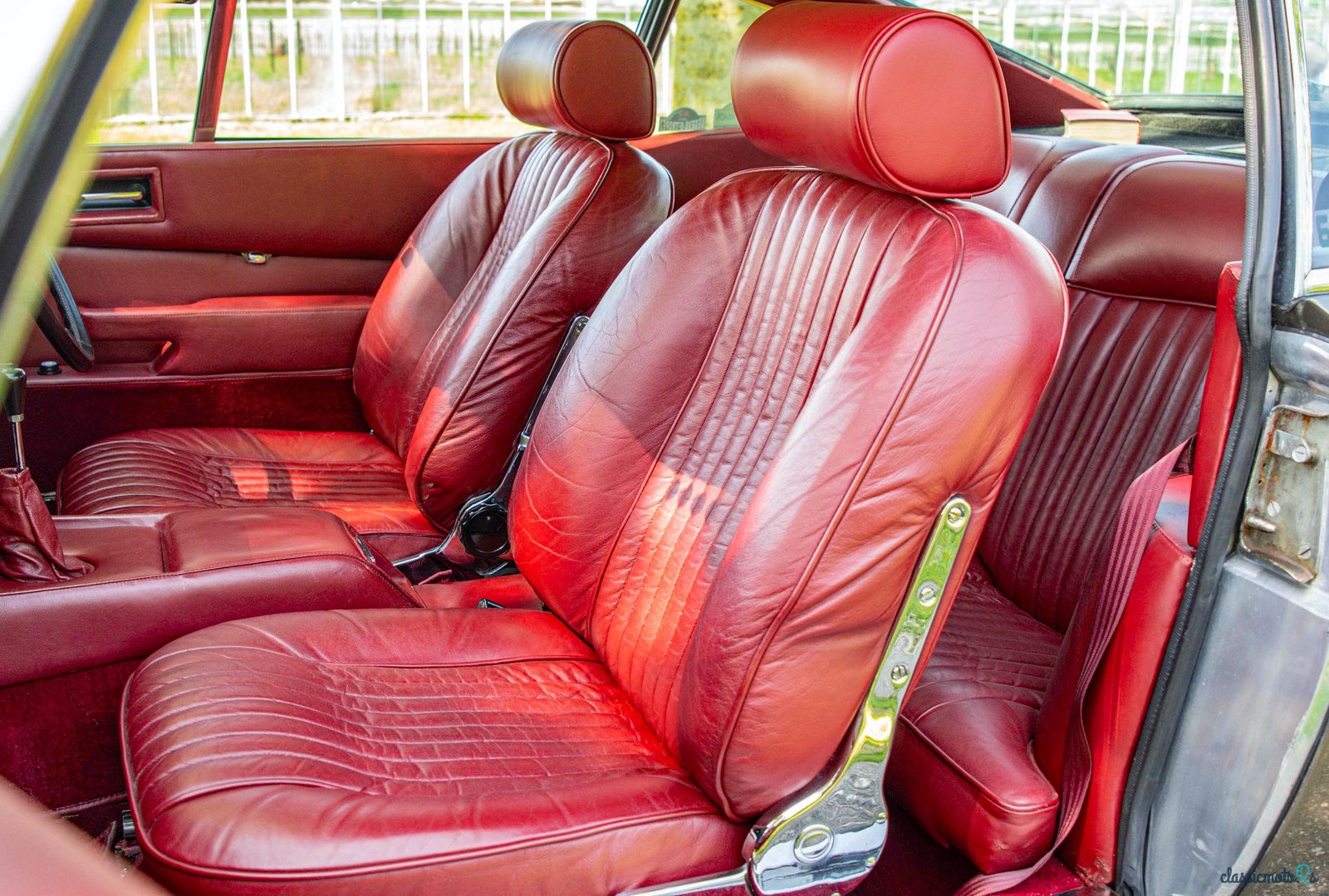 1968' Aston Martin DBS photo #6