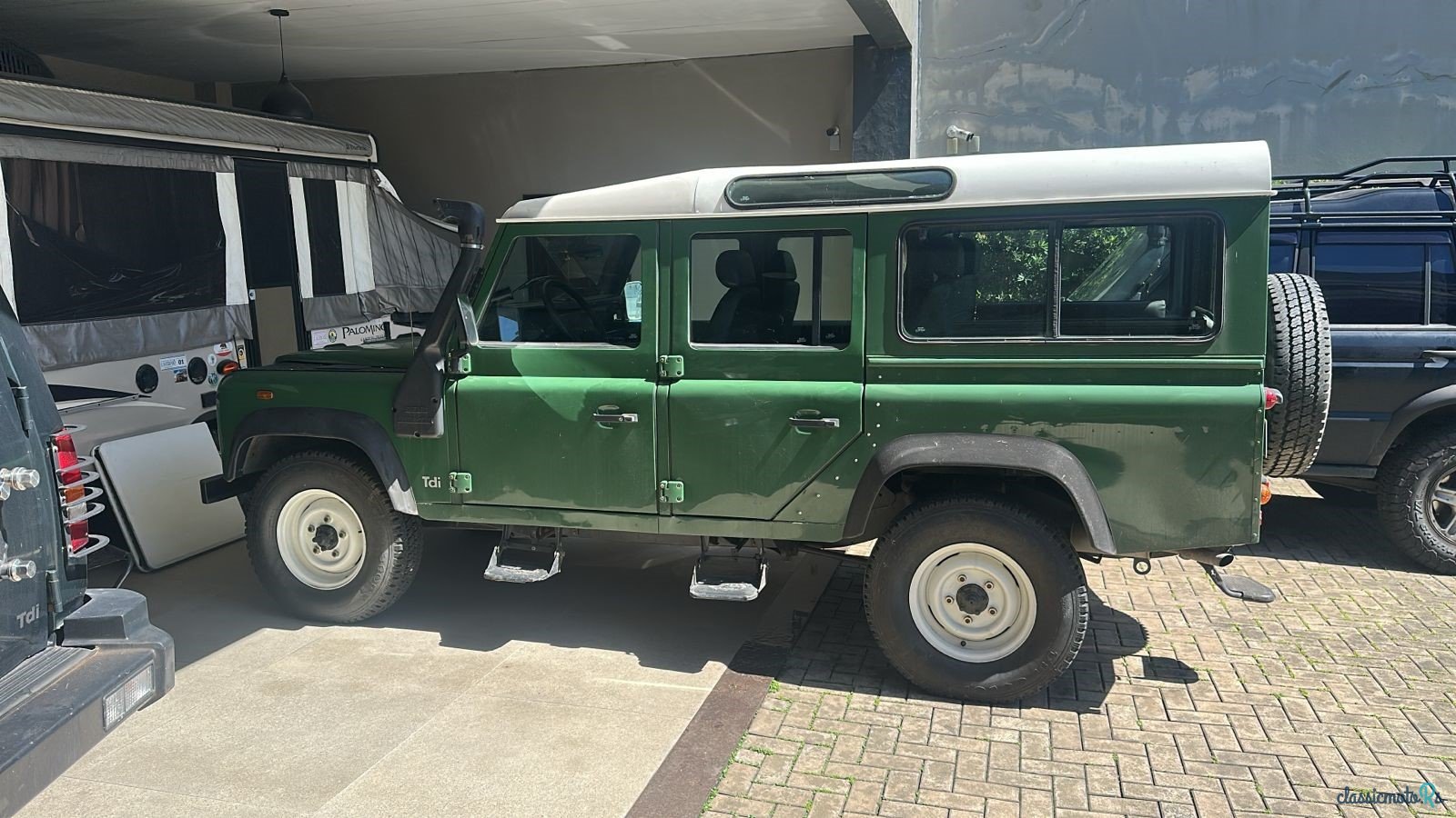 1996' Land Rover Defender 110 photo #4