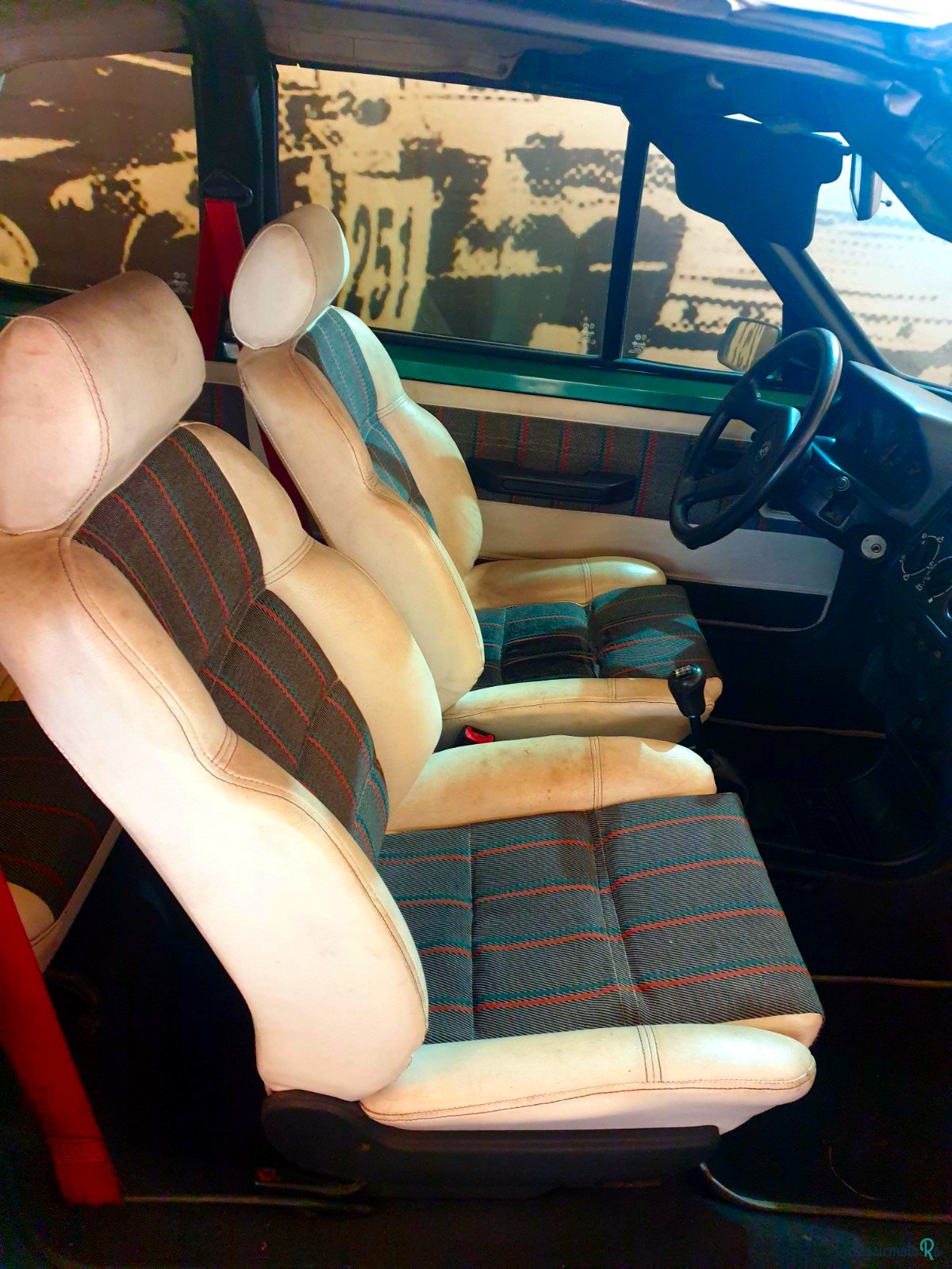 1992' Peugeot 205 Roland Garros photo #3