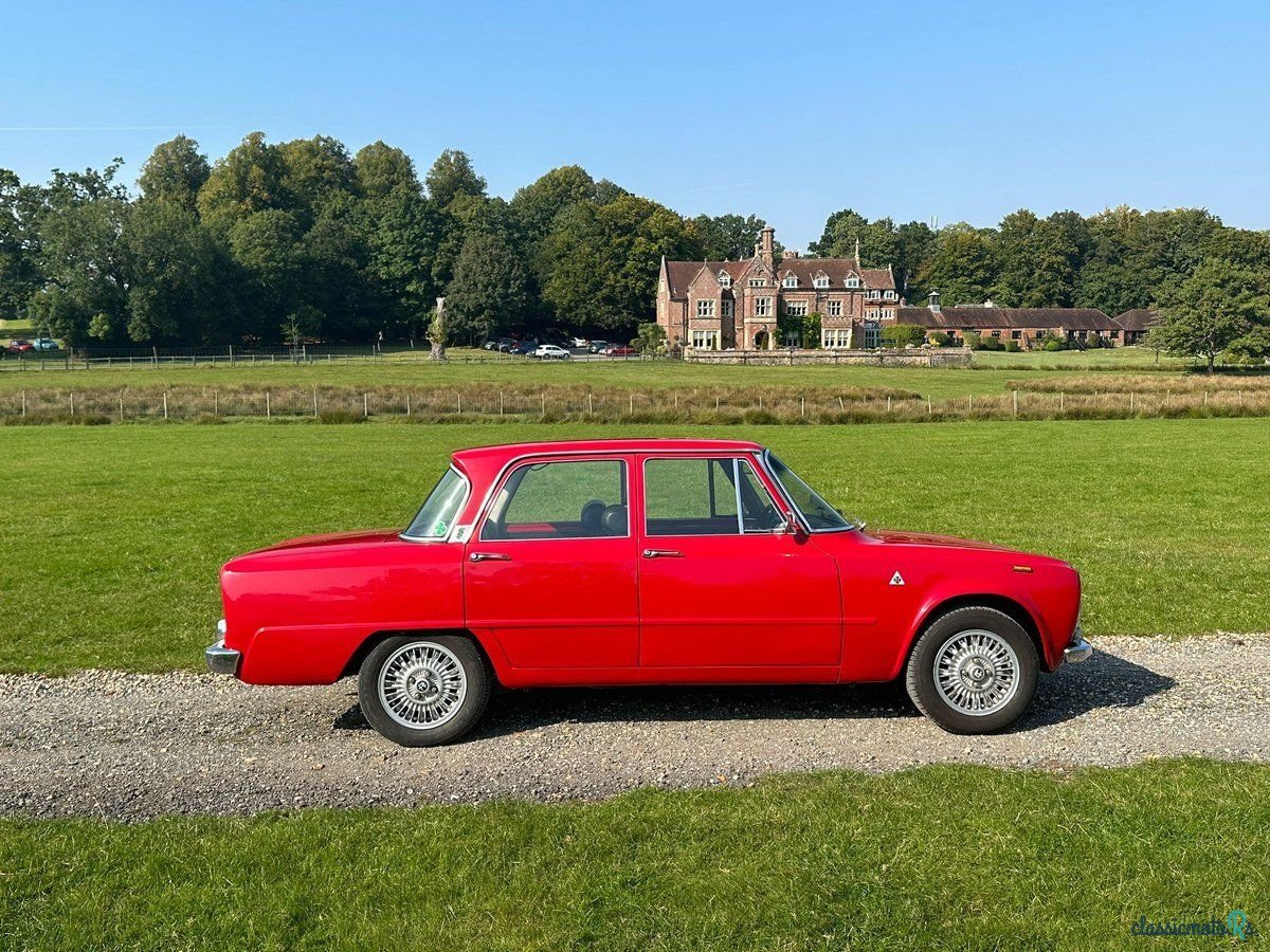 1973' Alfa Romeo Giulia photo #3