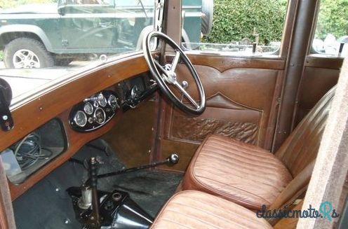 1934' Morris Minor Four Seater Saloon photo #2