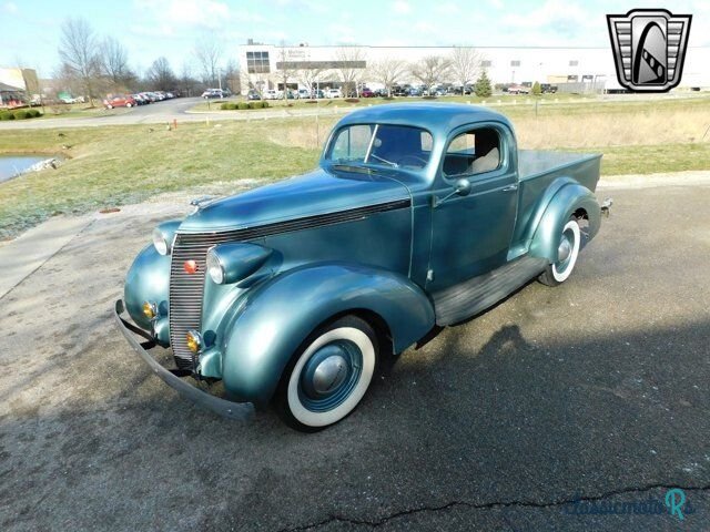 1937' Studebaker photo #2