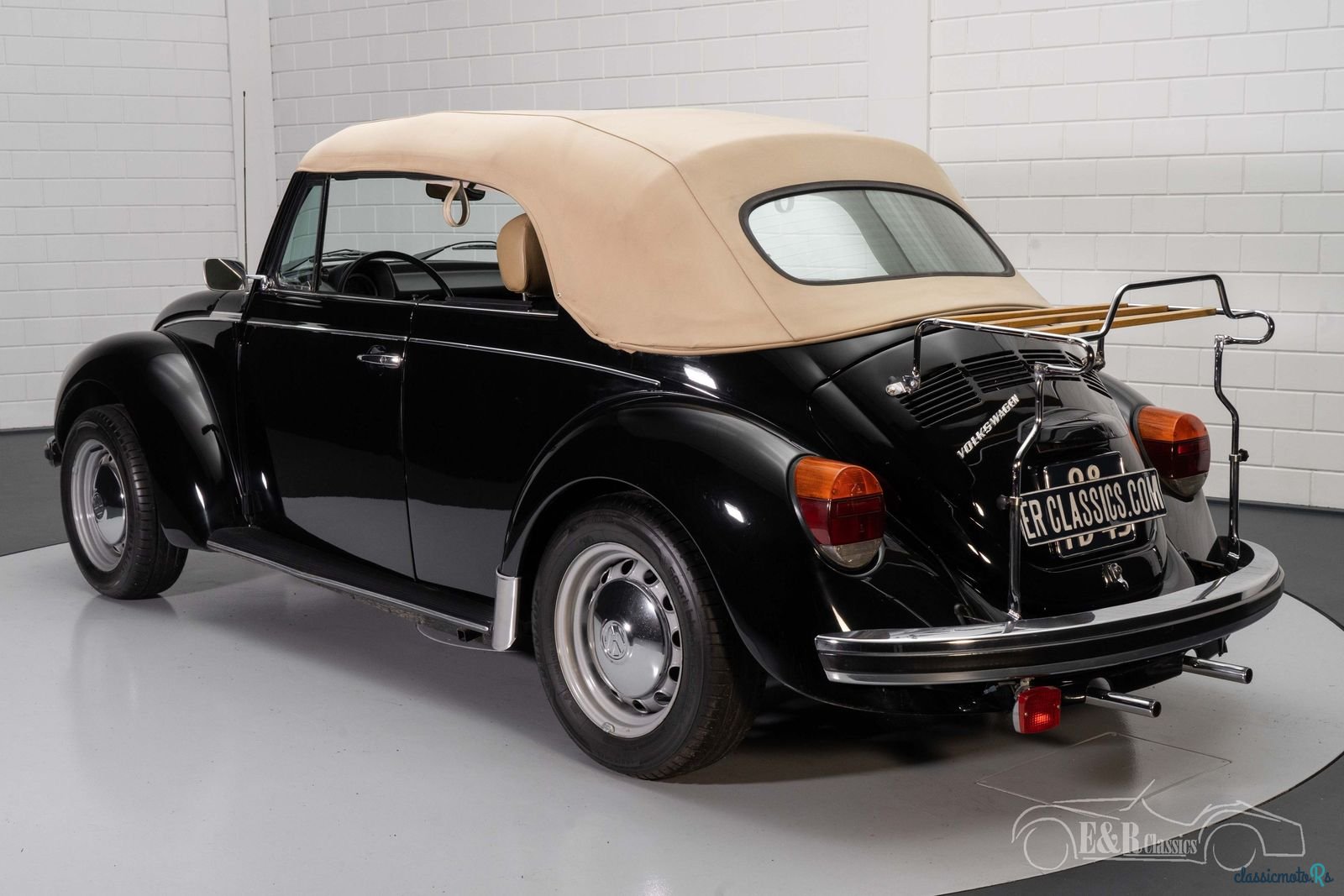 1973' Volkswagen Beetle photo #4
