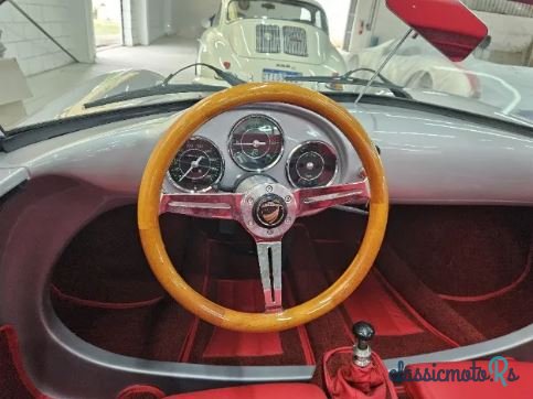 1989' Porsche 550 Chamonix replica photo #6