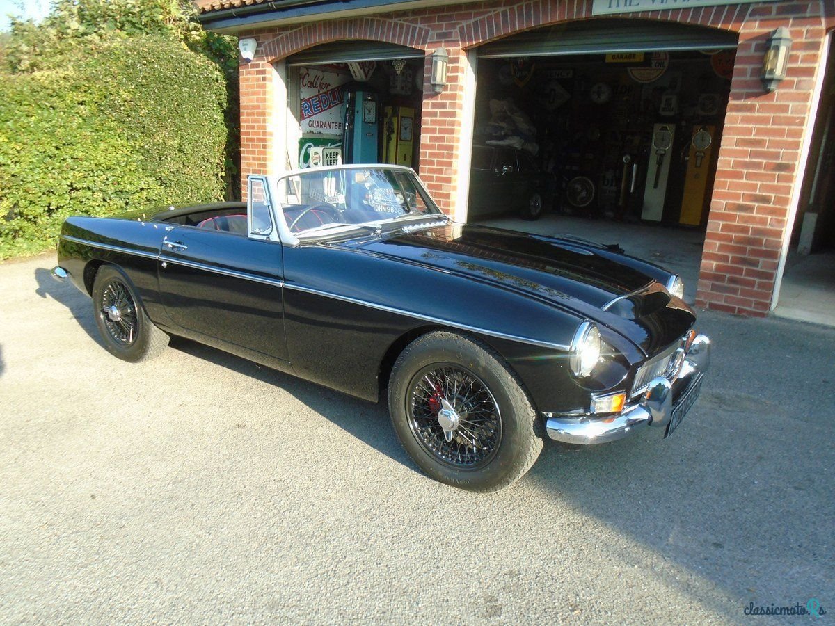 1968' MG MGC photo #6