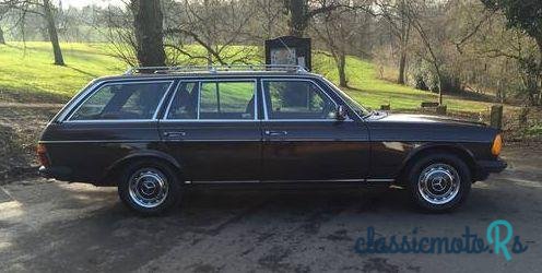 1981' Mercedes-Benz 200 W123 200T photo #3