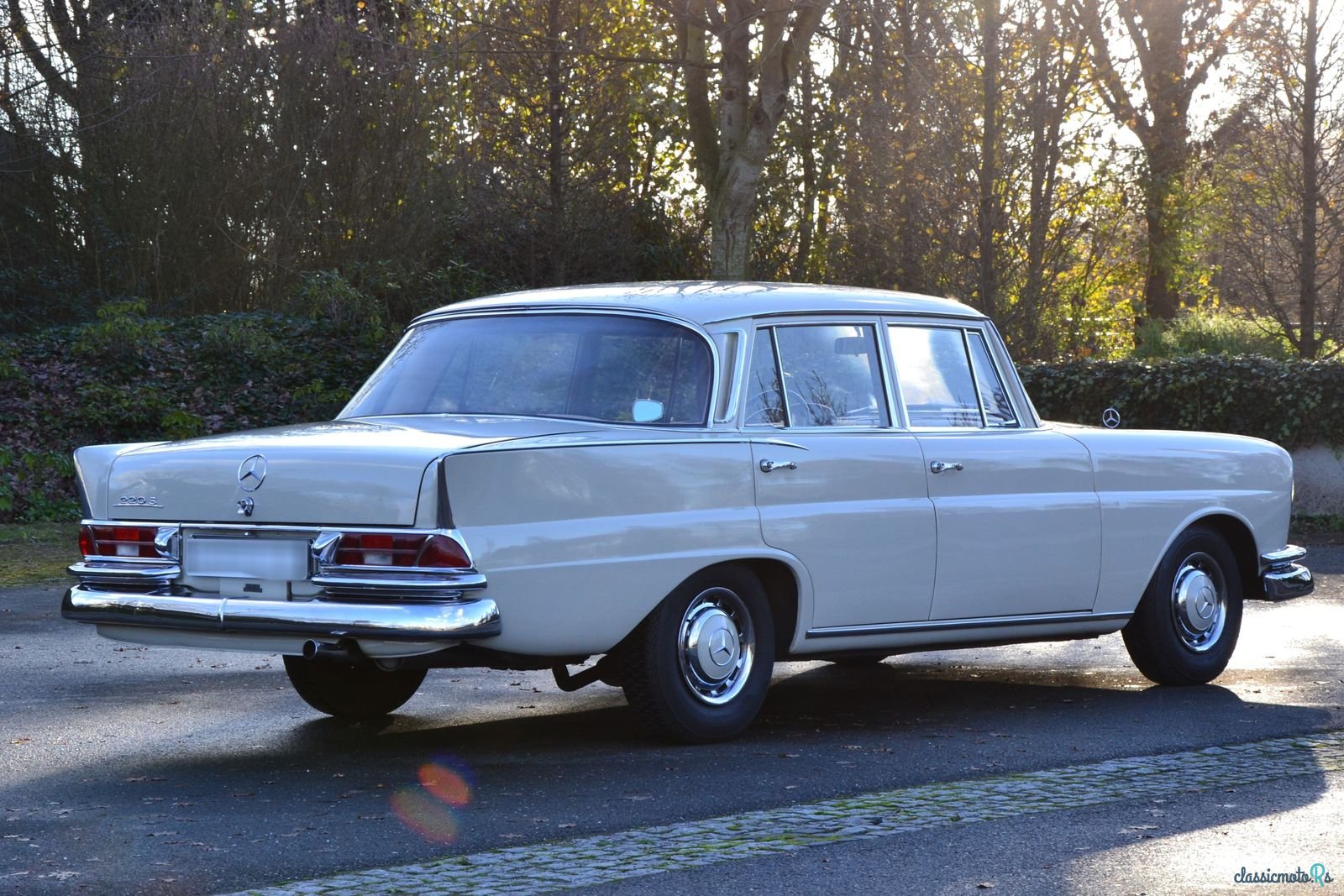 1961' Mercedes-Benz 220 S photo #5