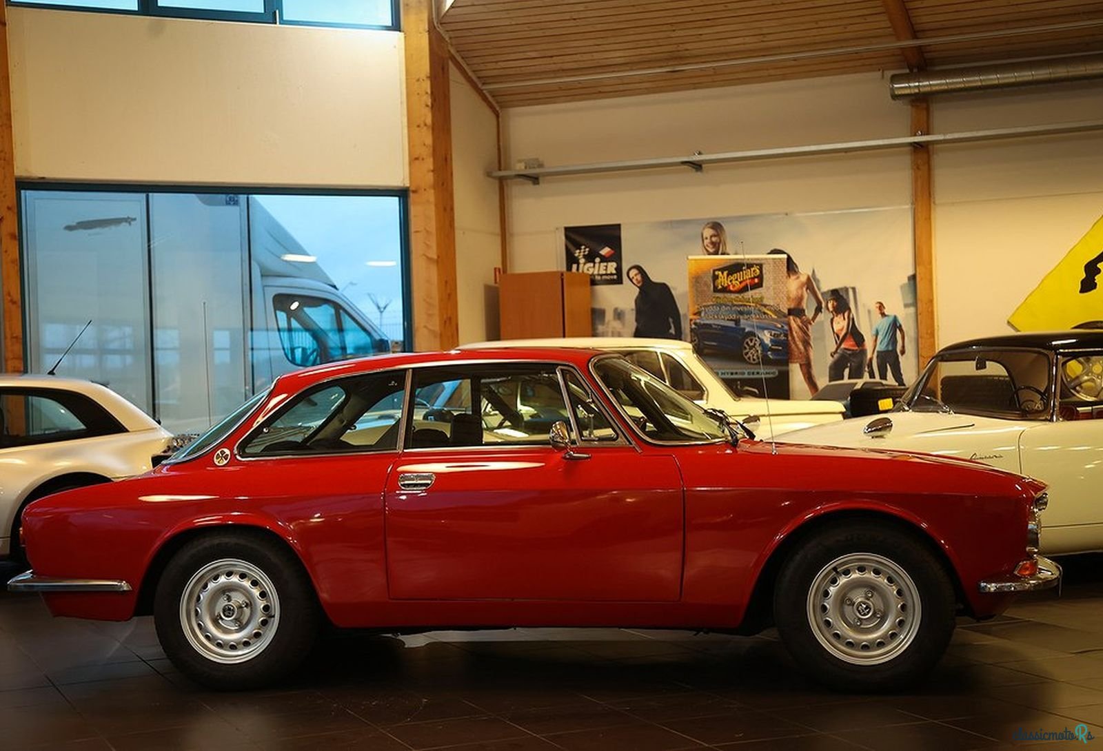 1975' Alfa Romeo Gt 1600 Junior Bertone photo #4