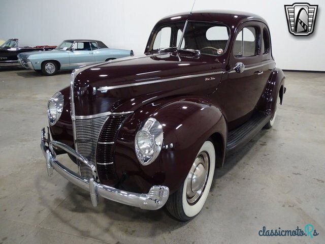 1940' Ford Deluxe photo #5