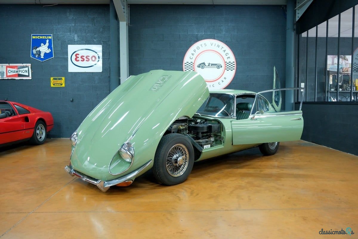 1969' Jaguar E-Type photo #2
