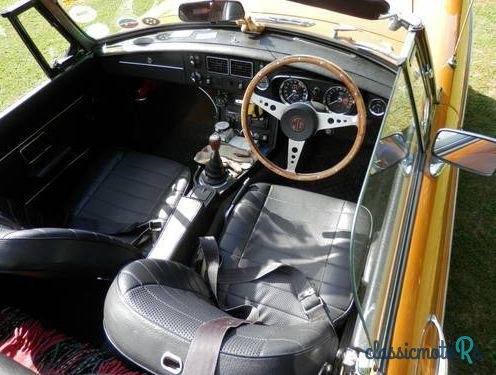 1973' MG Mgb Roadster B photo #2