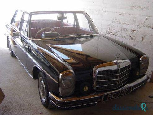 1969' Mercedes-Benz 114 photo #4