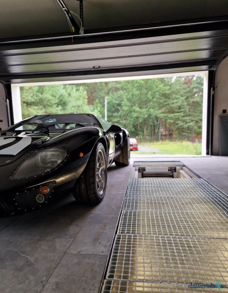 1966' Ford GT photo #3