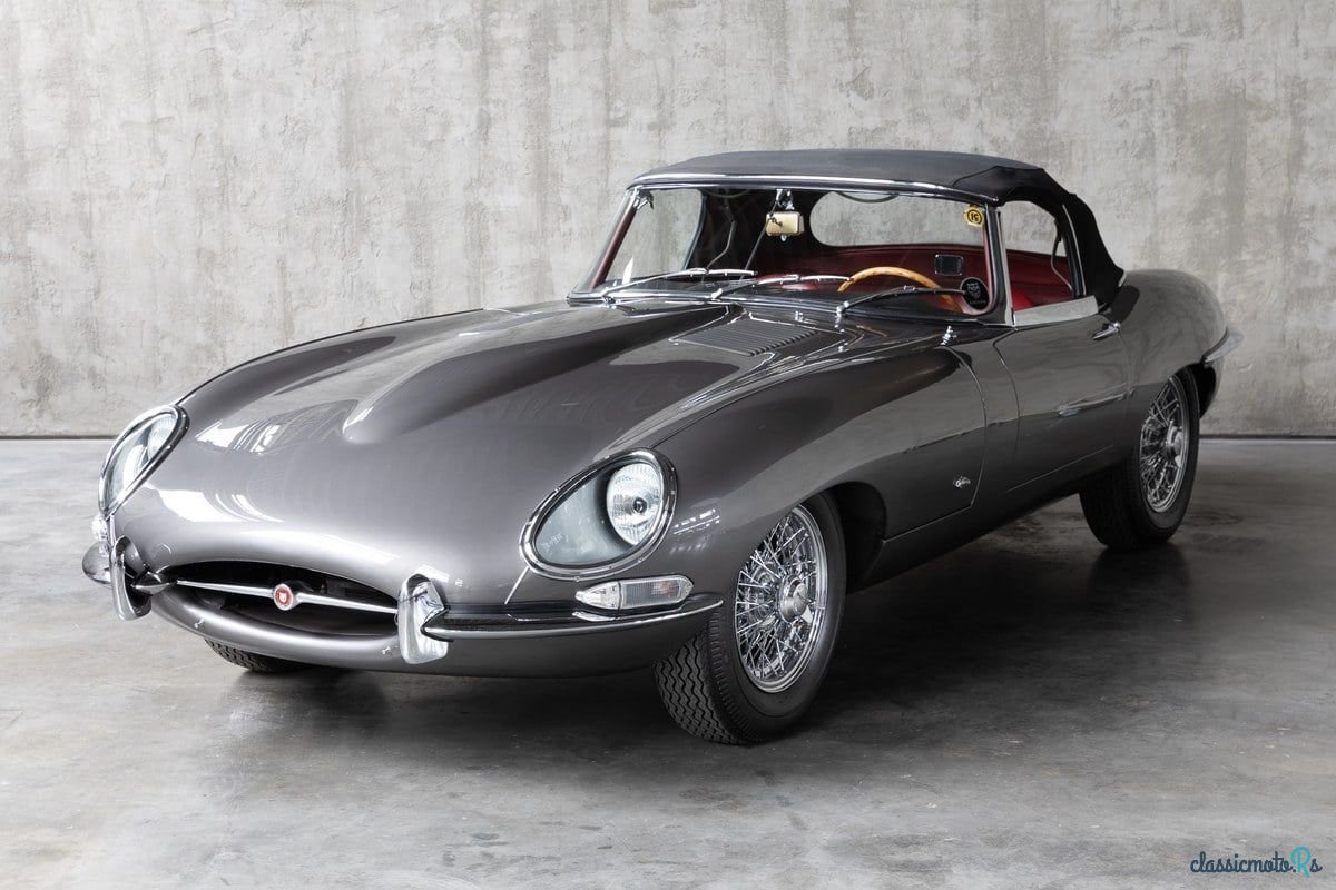 1961' Jaguar E-Type photo #2