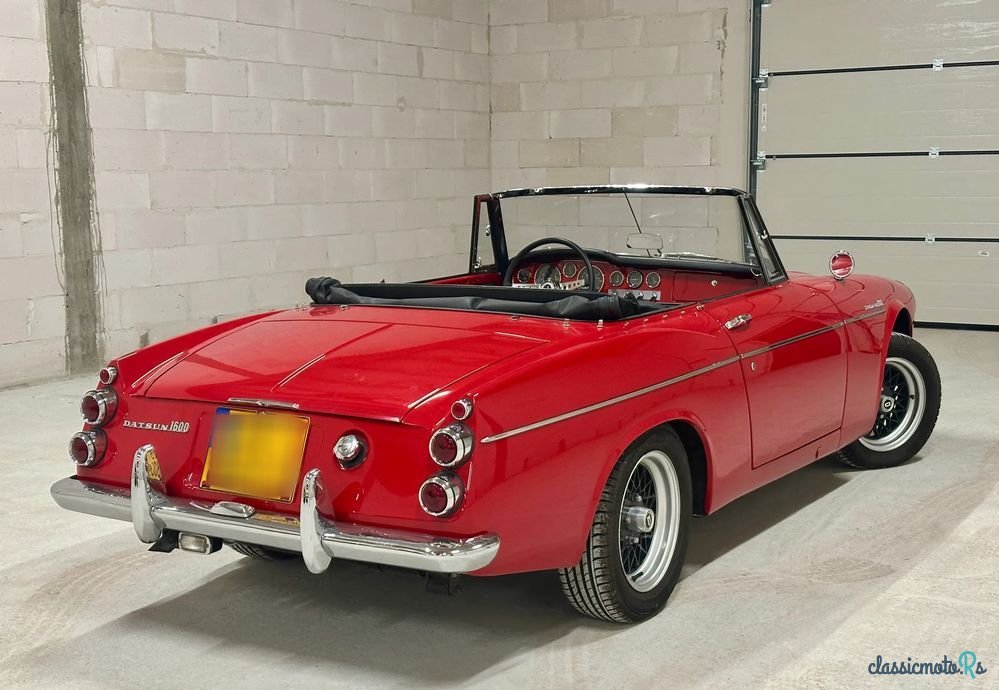 1966' Datsun photo #2