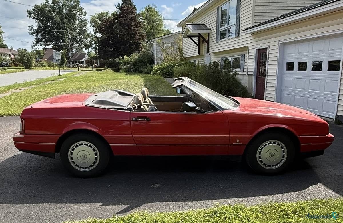 1988' Cadillac Allante photo #2