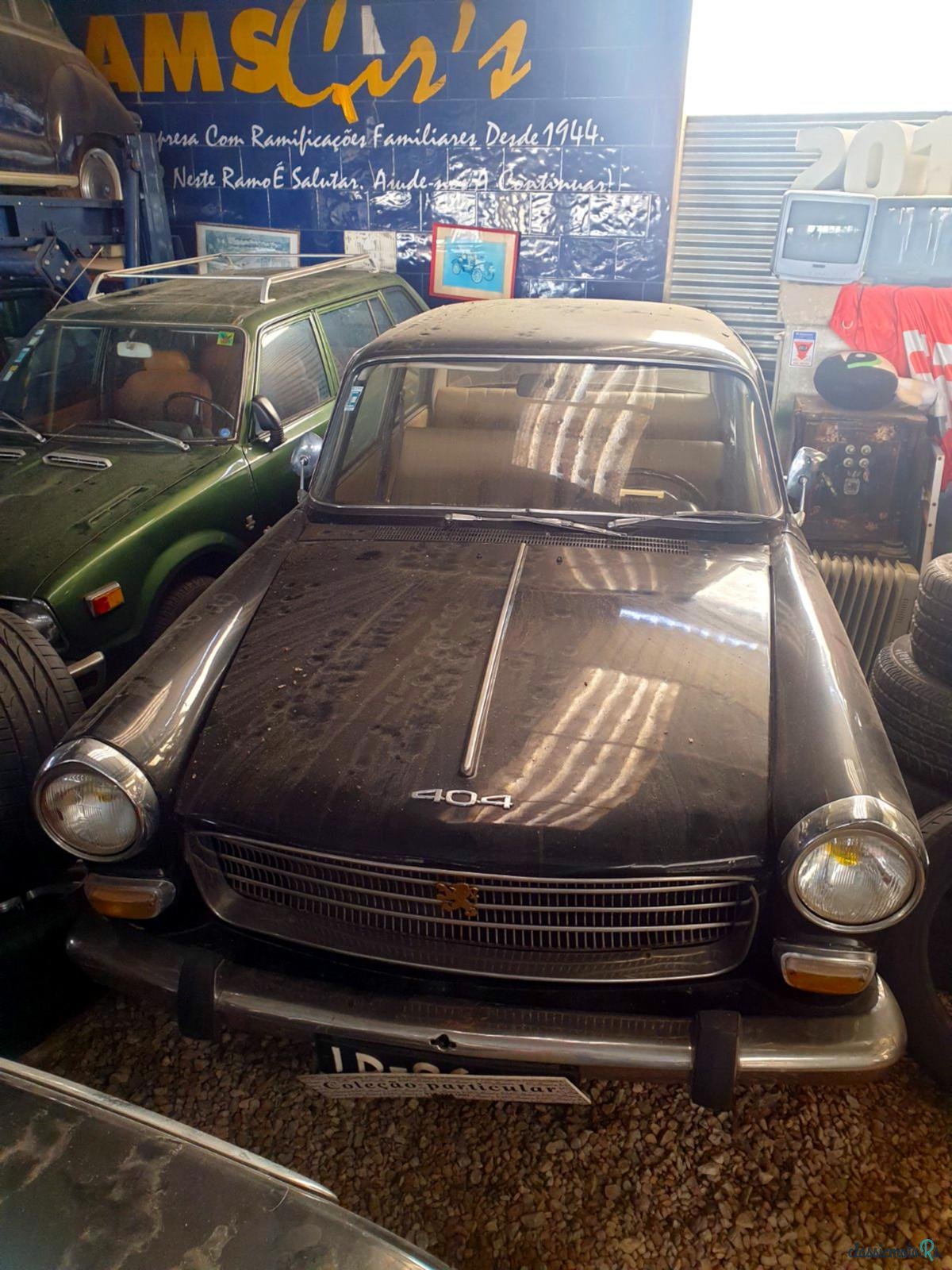 1966' Peugeot 404 photo #1