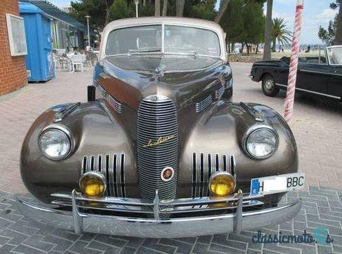 1940' Cadillac La Salle Coupe photo #4