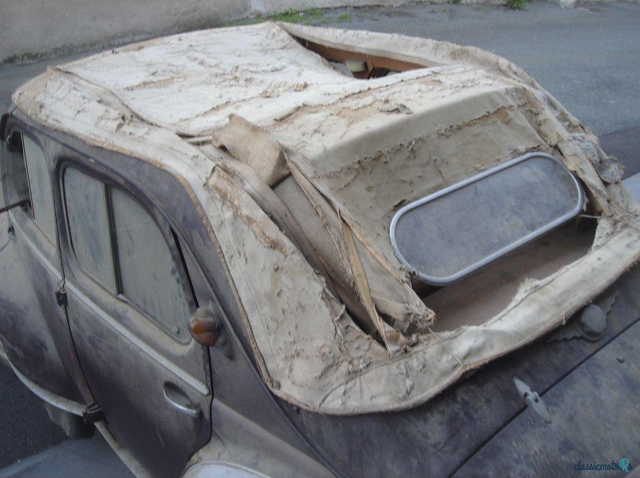 1950' Renault 4CV photo #2
