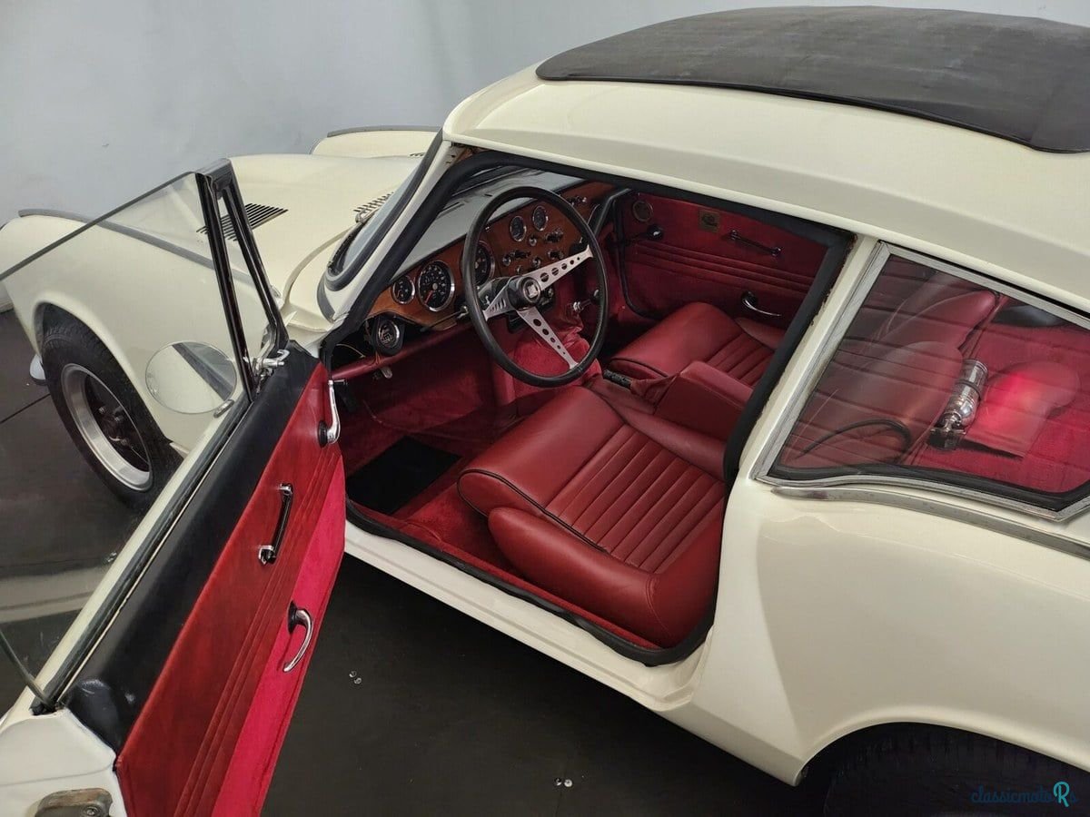 1967' Triumph GT6 photo #5