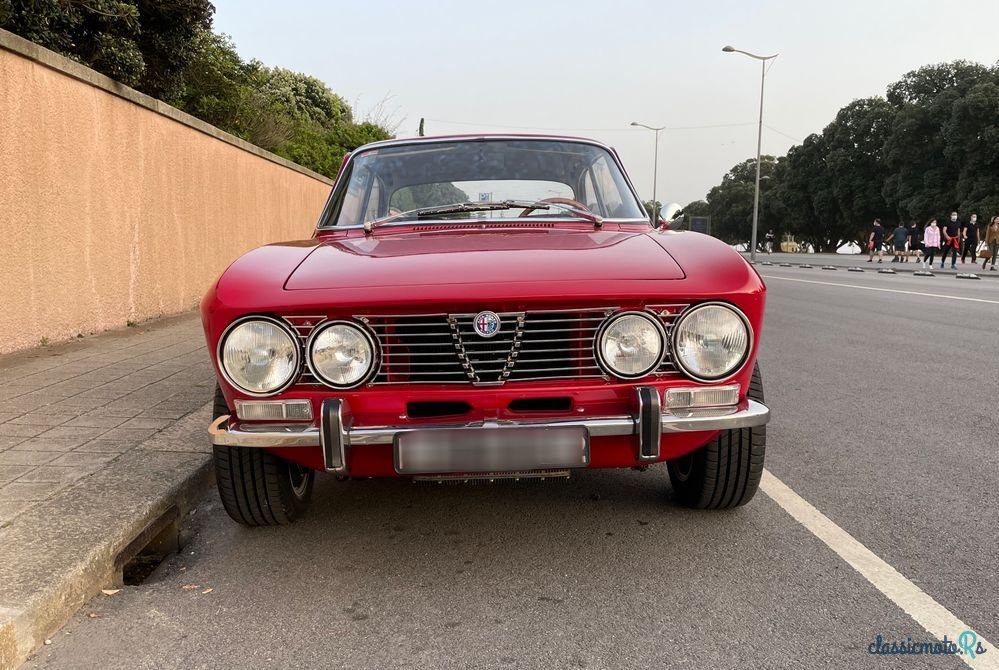 1972' Alfa Romeo 2000 photo #5