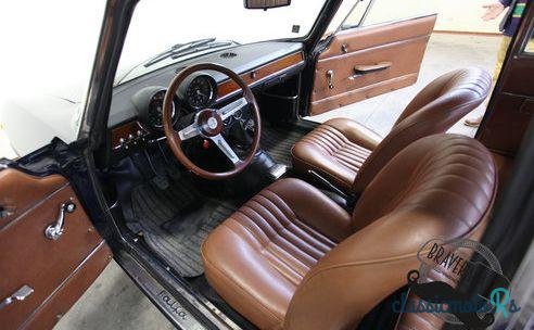 1974' Alfa Romeo Gt Junior 1300 photo #3