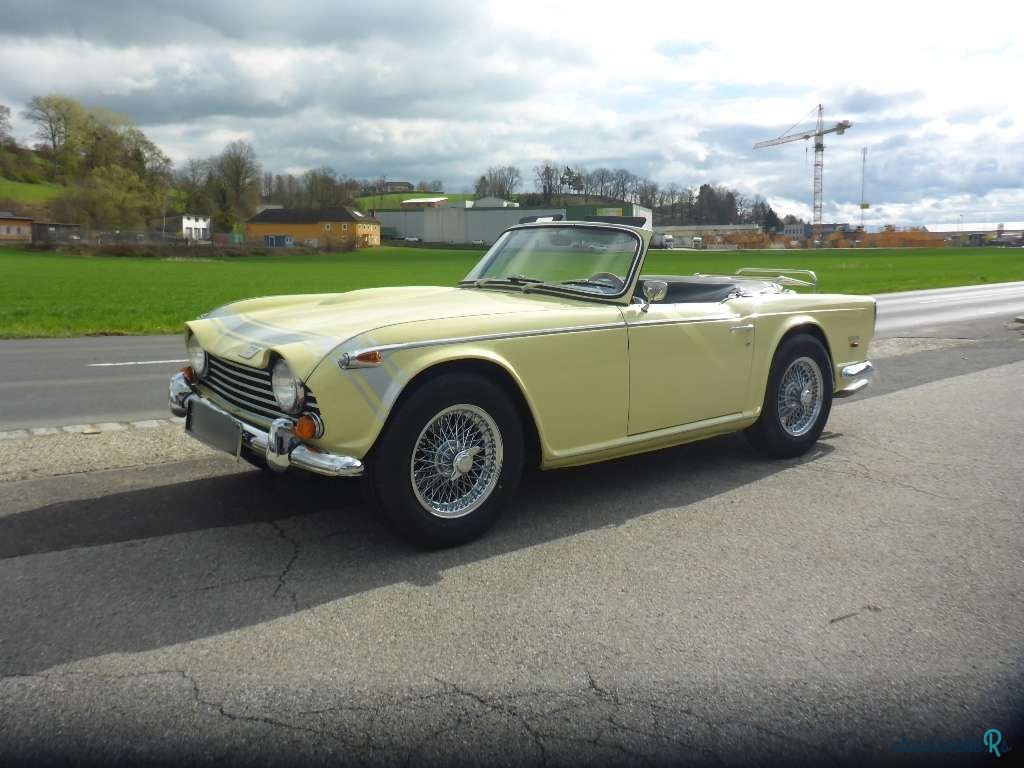 1968' Triumph TR 250 photo #3