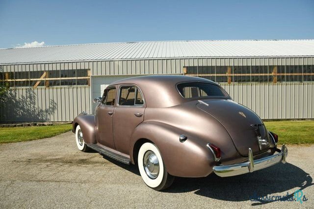 1940' LaSalle Series 52 photo #2