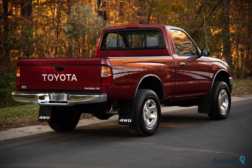 1995' Toyota Tacoma photo #2