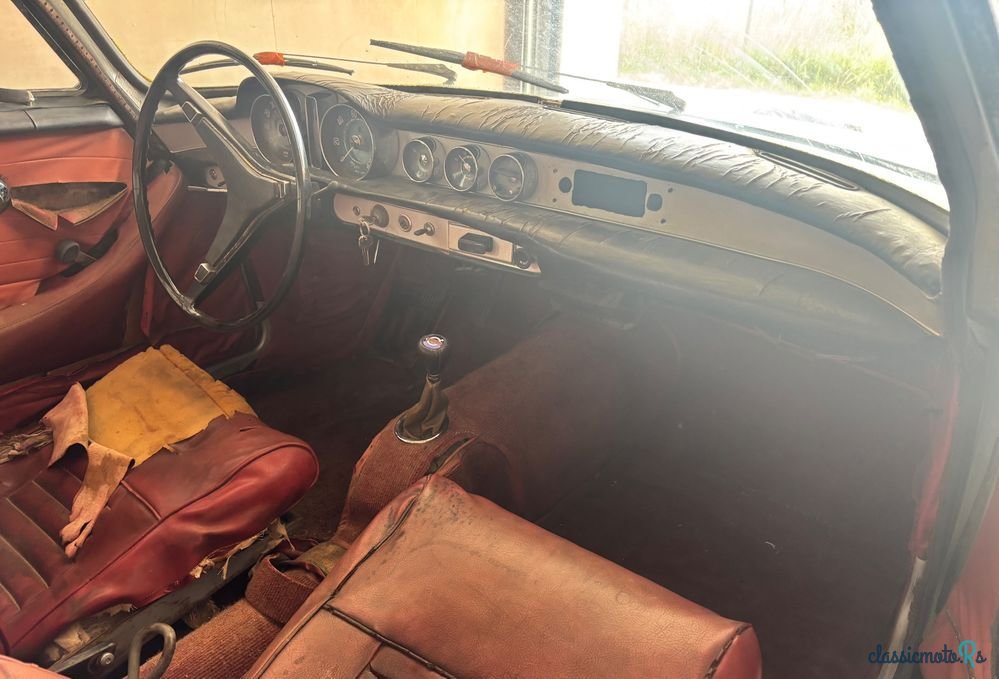 1969' Volvo P1800 photo #5