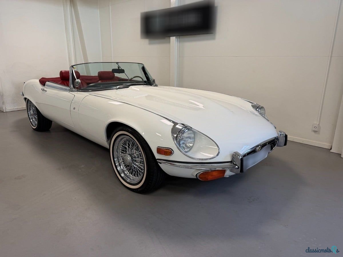 1974' Jaguar E-Type photo #1