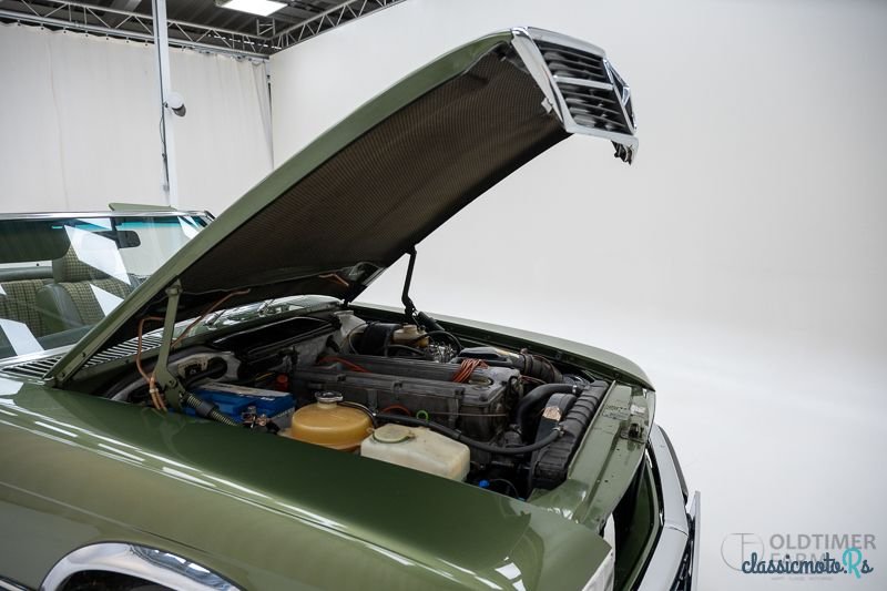 1983' Mercedes-Benz 280SL '83 CH3696 photo #6