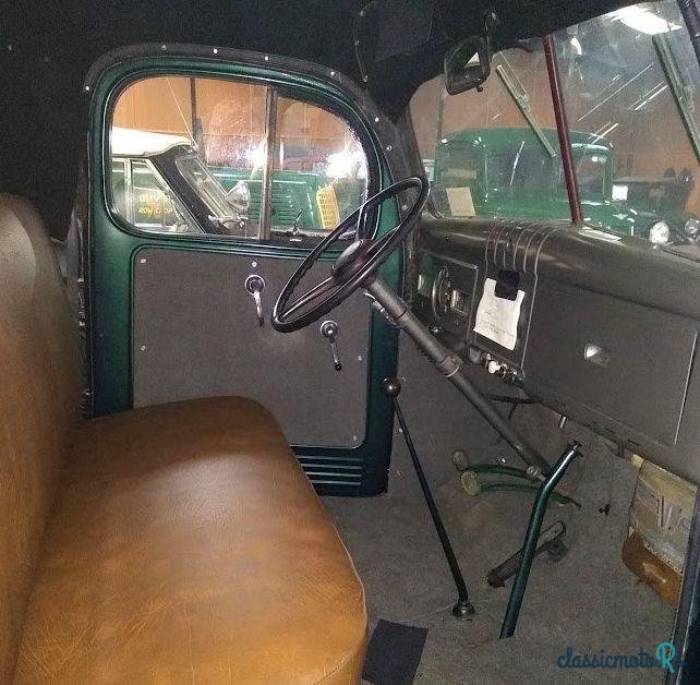 1947' Dodge Pickup 1/2 Tonne Pick Up photo #1