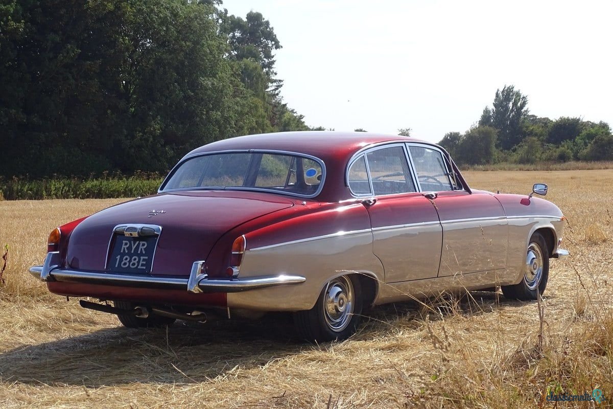 1967' Jaguar 420G photo #3
