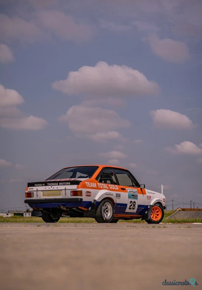 1975' Ford Escort photo #2
