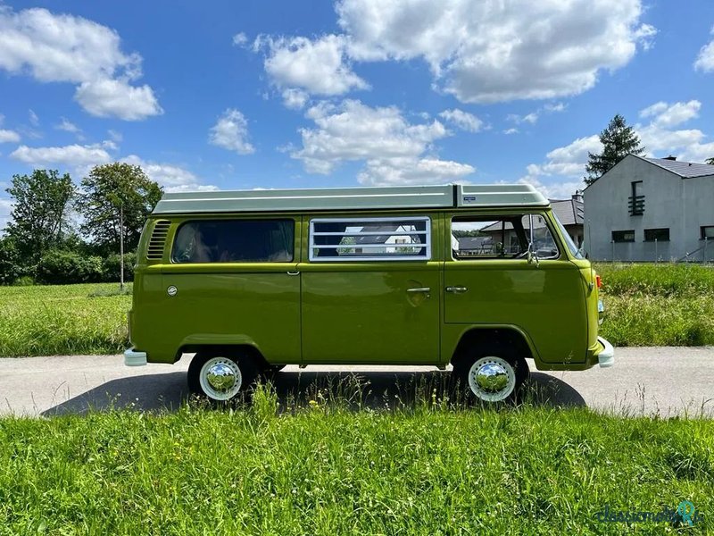 1977' Volkswagen Transporter photo #2