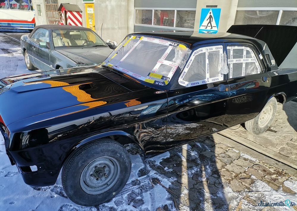 1975' Gaz 24 Wołga photo #6