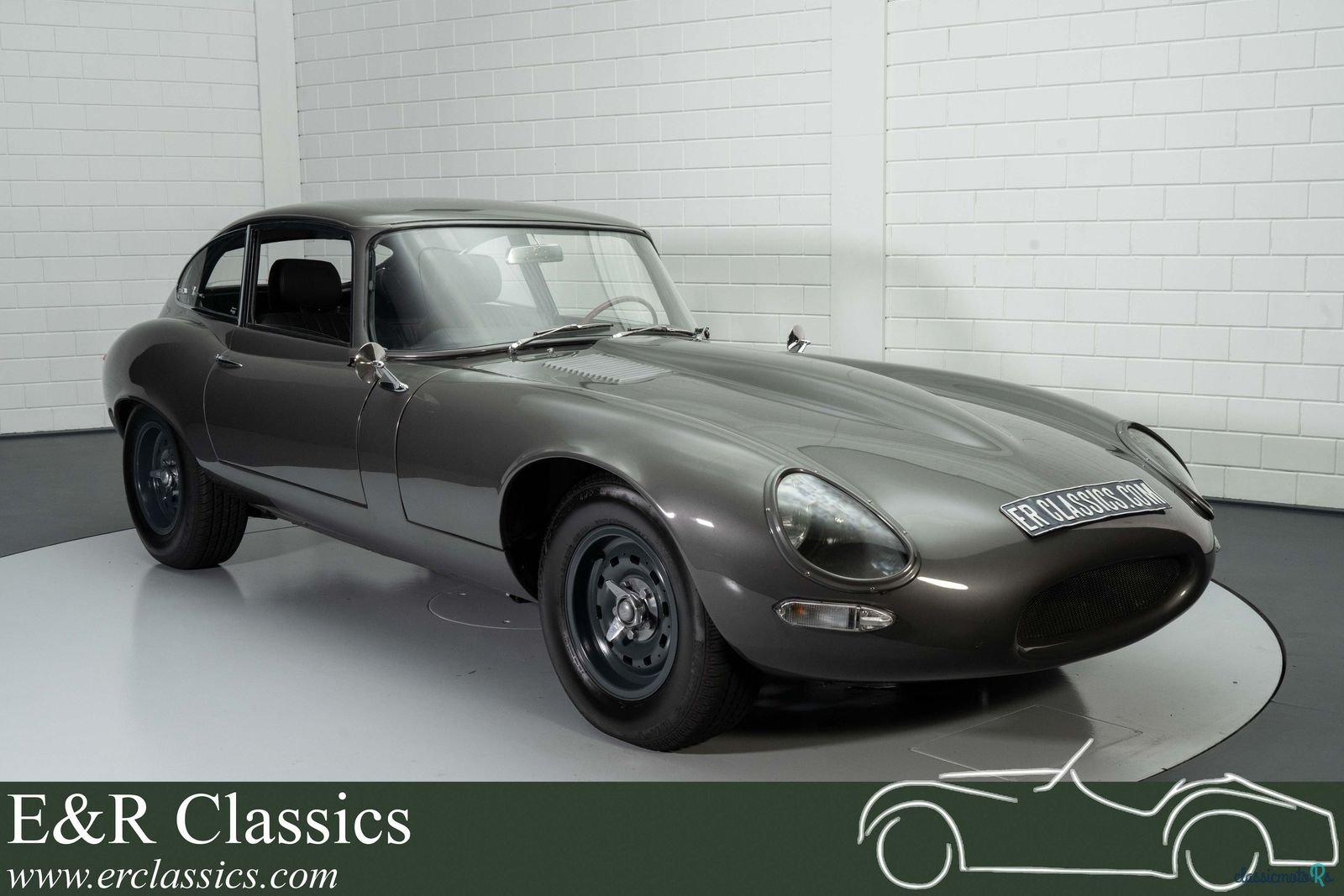 1966' Jaguar E-Type photo #1