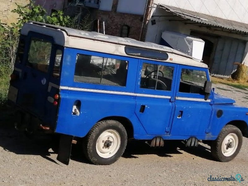 1975' Land Rover 109 Petrol Safari photo #1