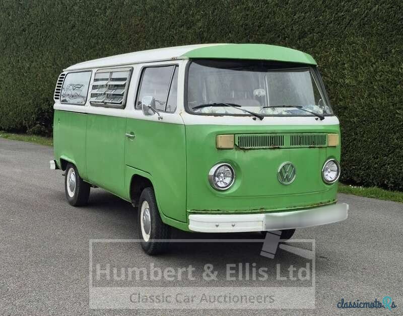 1977' Volkswagen Camper photo #2