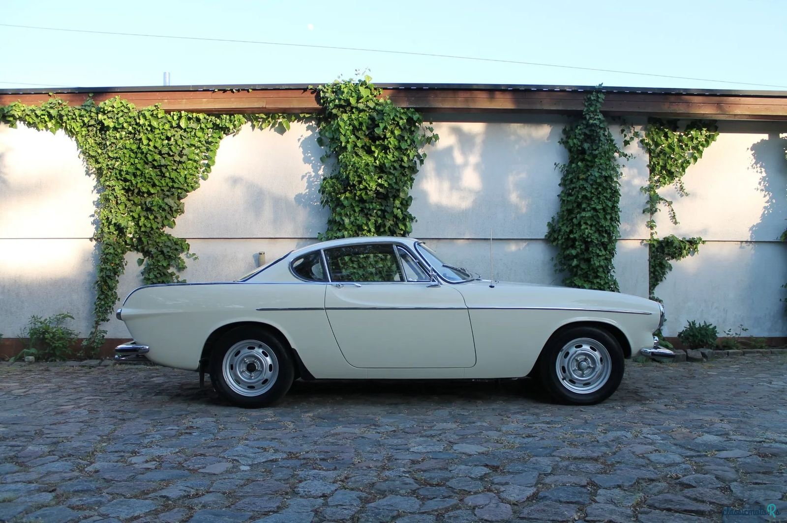 1967' Volvo P1800 photo #3