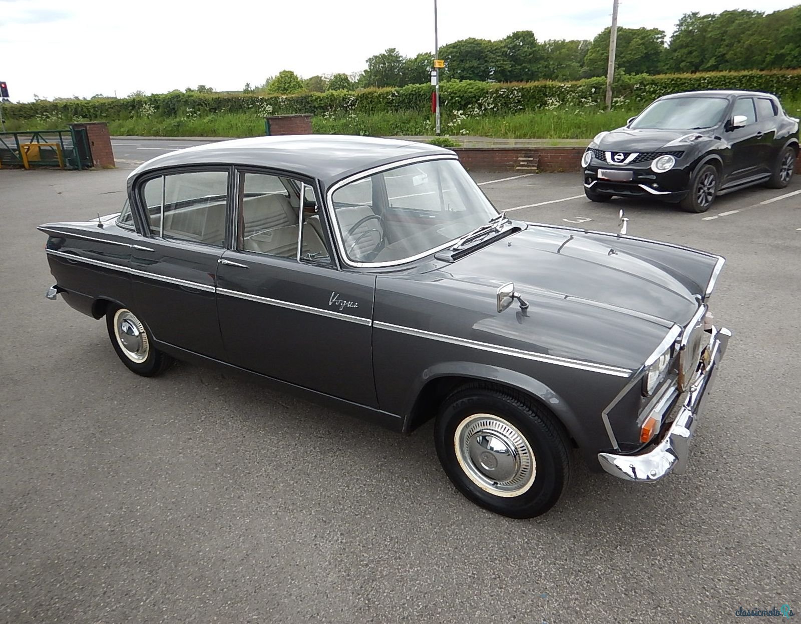 1962' Singer Vogue photo #2