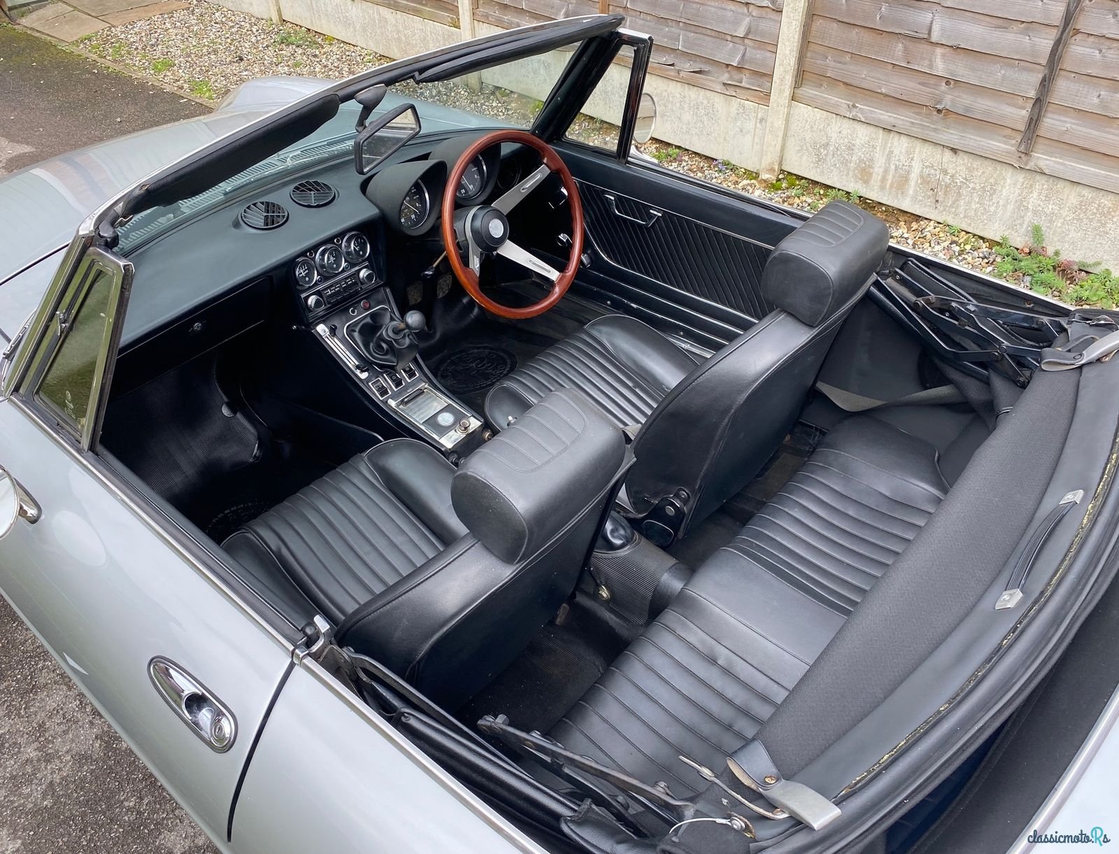 1977' Alfa Romeo Spider photo #4