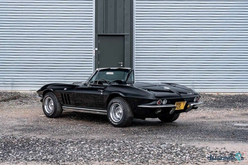 1965' Chevrolet Corvette photo #4