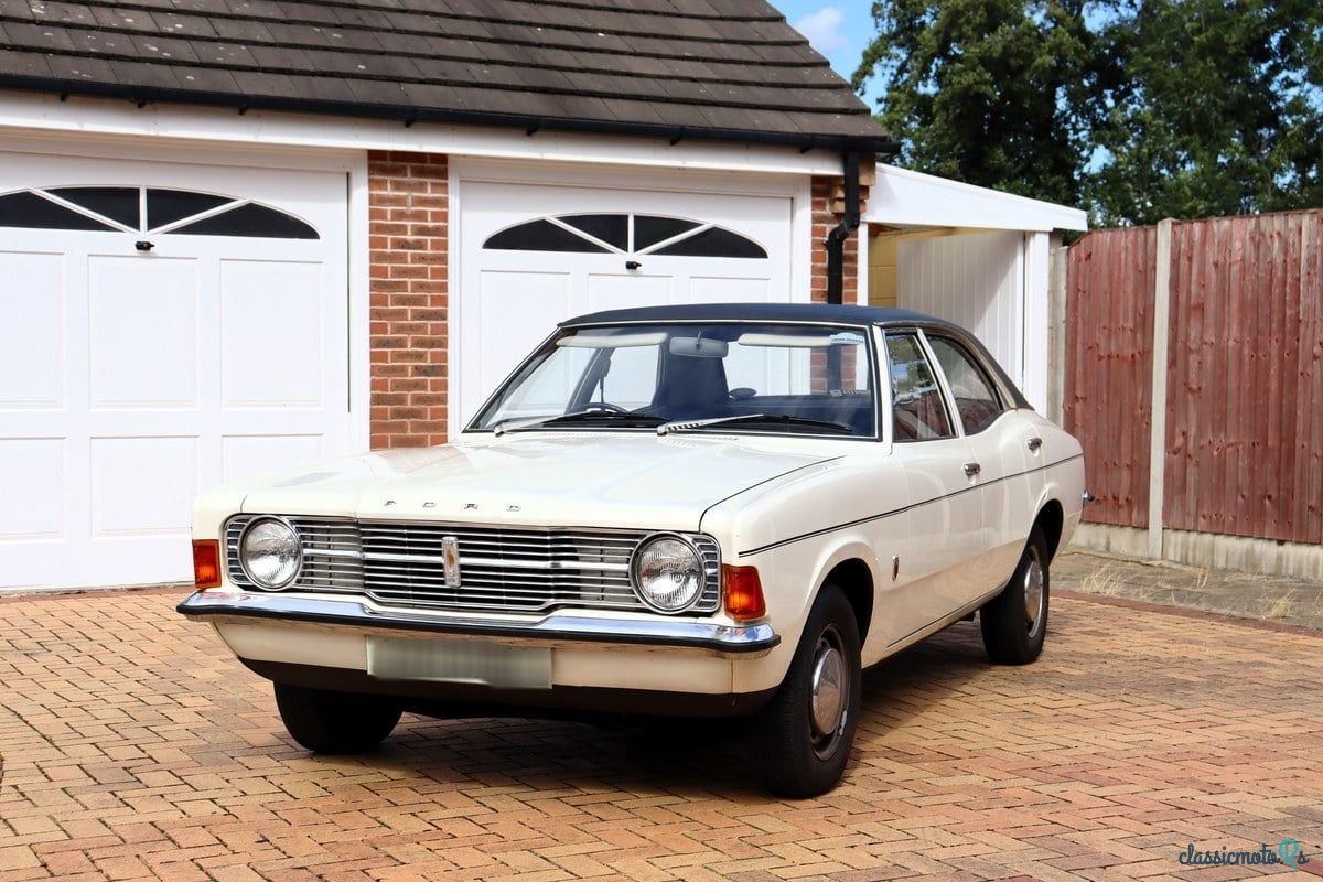 1971' Ford Cortina photo #6
