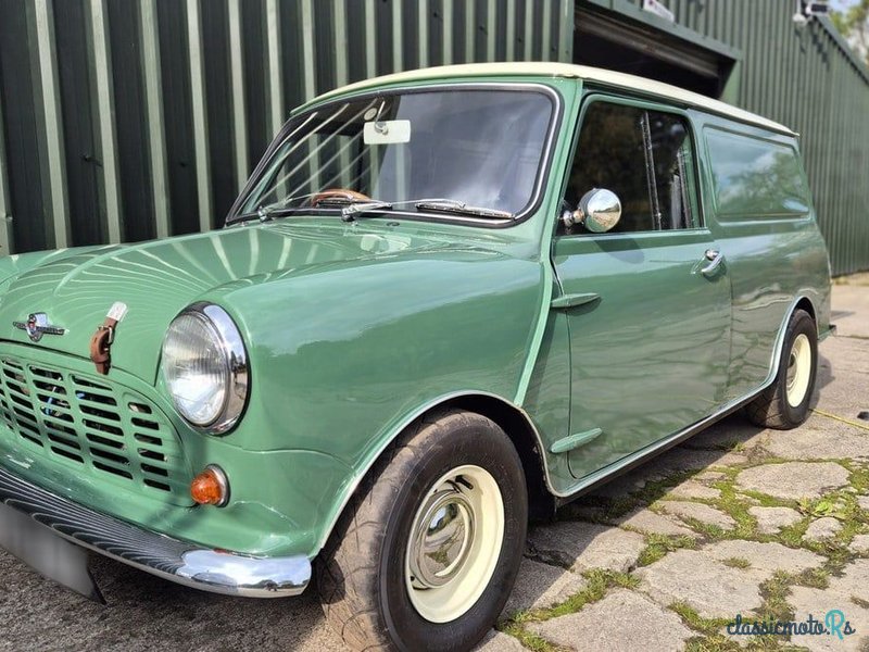 1971' Austin Mini Van photo #1