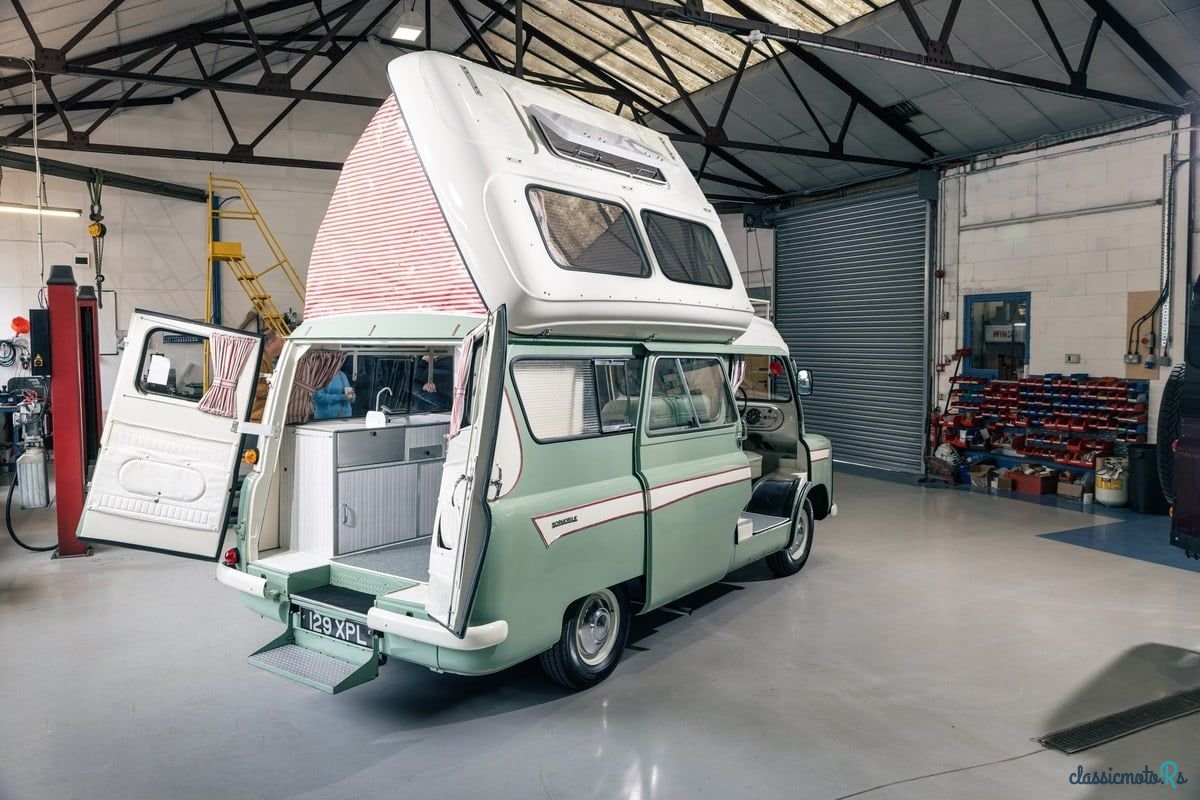 1962' Bedford CA photo #4