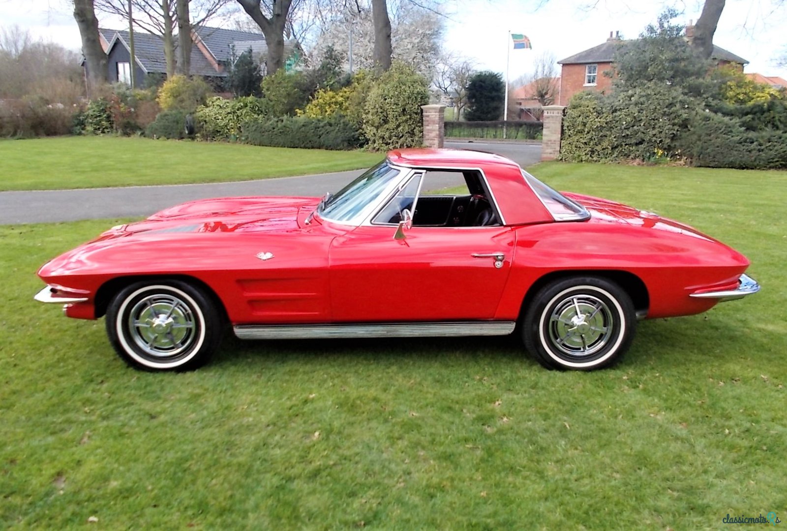 1963' Chevrolet Corvette photo #2